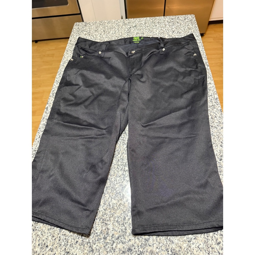 Tripp NYC Capris Womens 20 Black Skull Hardware Cropped Pants